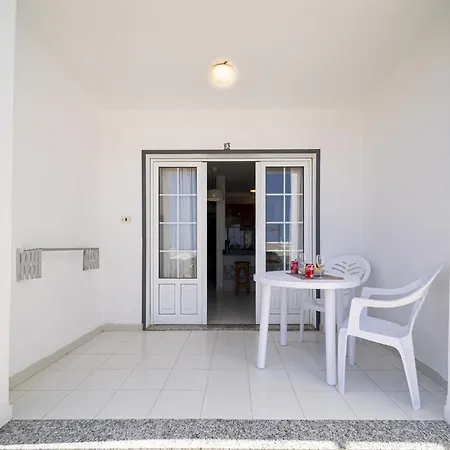 Panelos B3 By Blve Homes * Puerto del Carmen (Lanzarote)