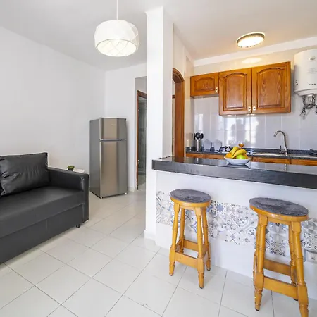 Panelos B3 By Blve Homes * Puerto del Carmen (Lanzarote)